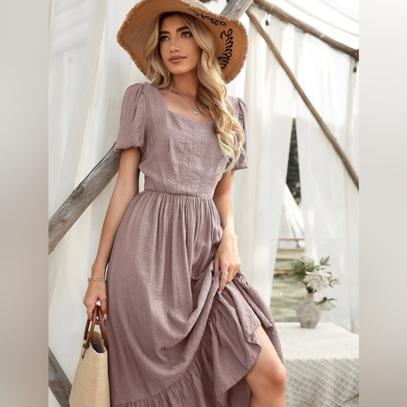 Beautiful Dusty Pink Dress - Picture 2 of 4